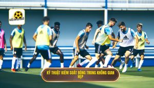 Kỹ thuật kiểm soát bóng trong không gian hẹp